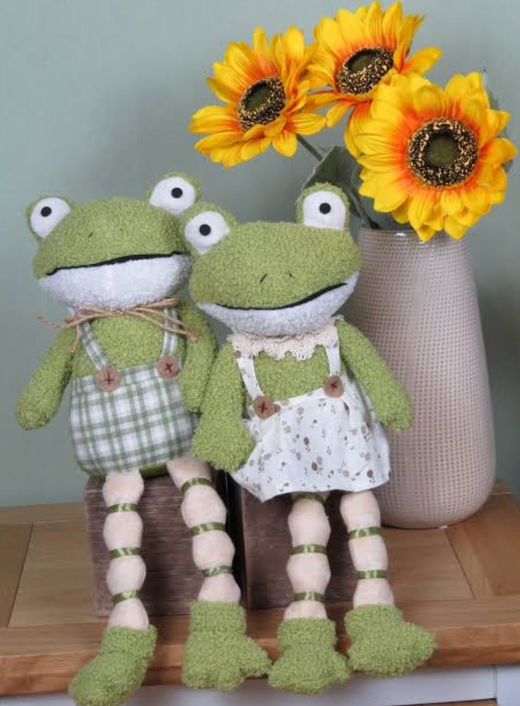 Frog Shelf Sitters Soft Decoration