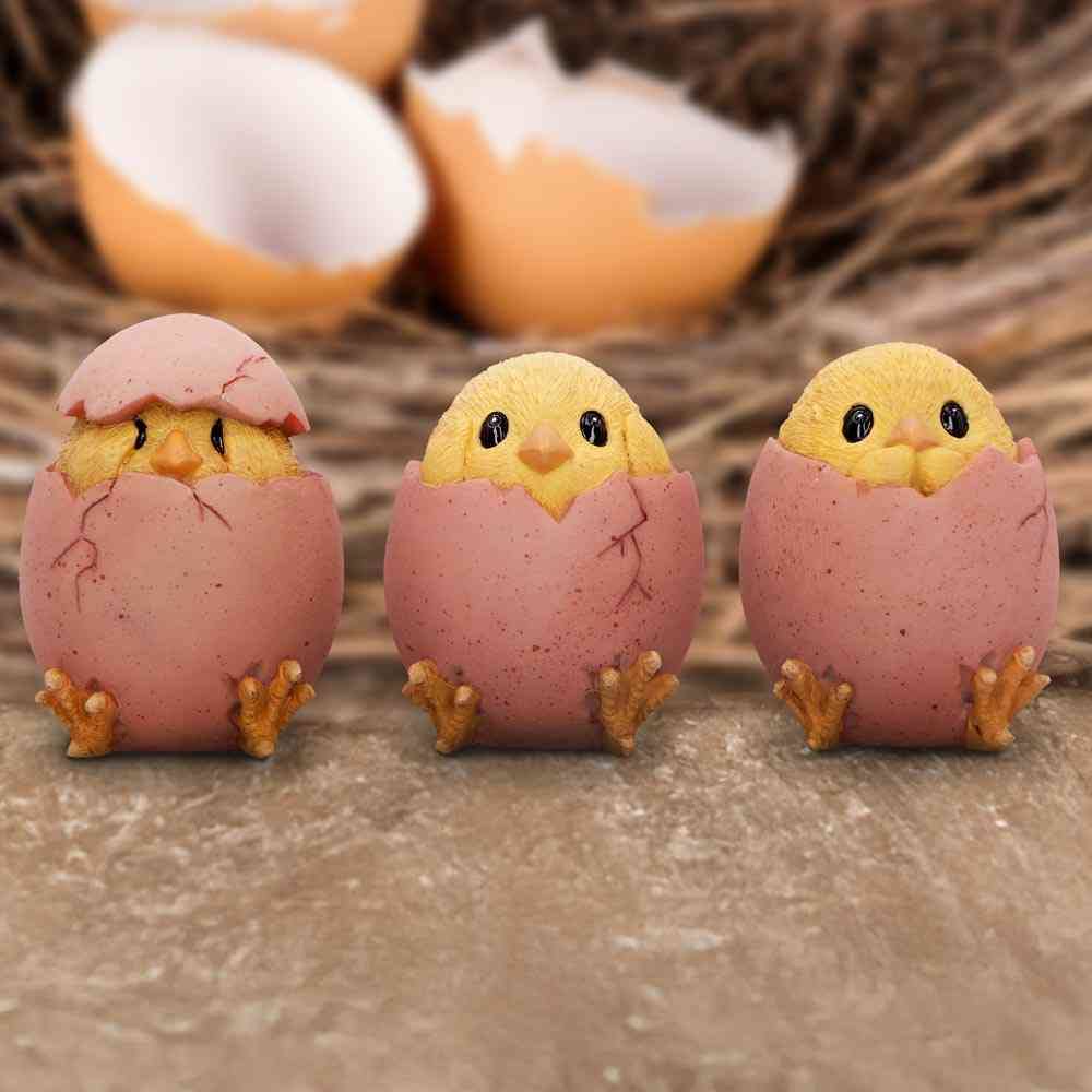 Three Wise Chicks Ornaments