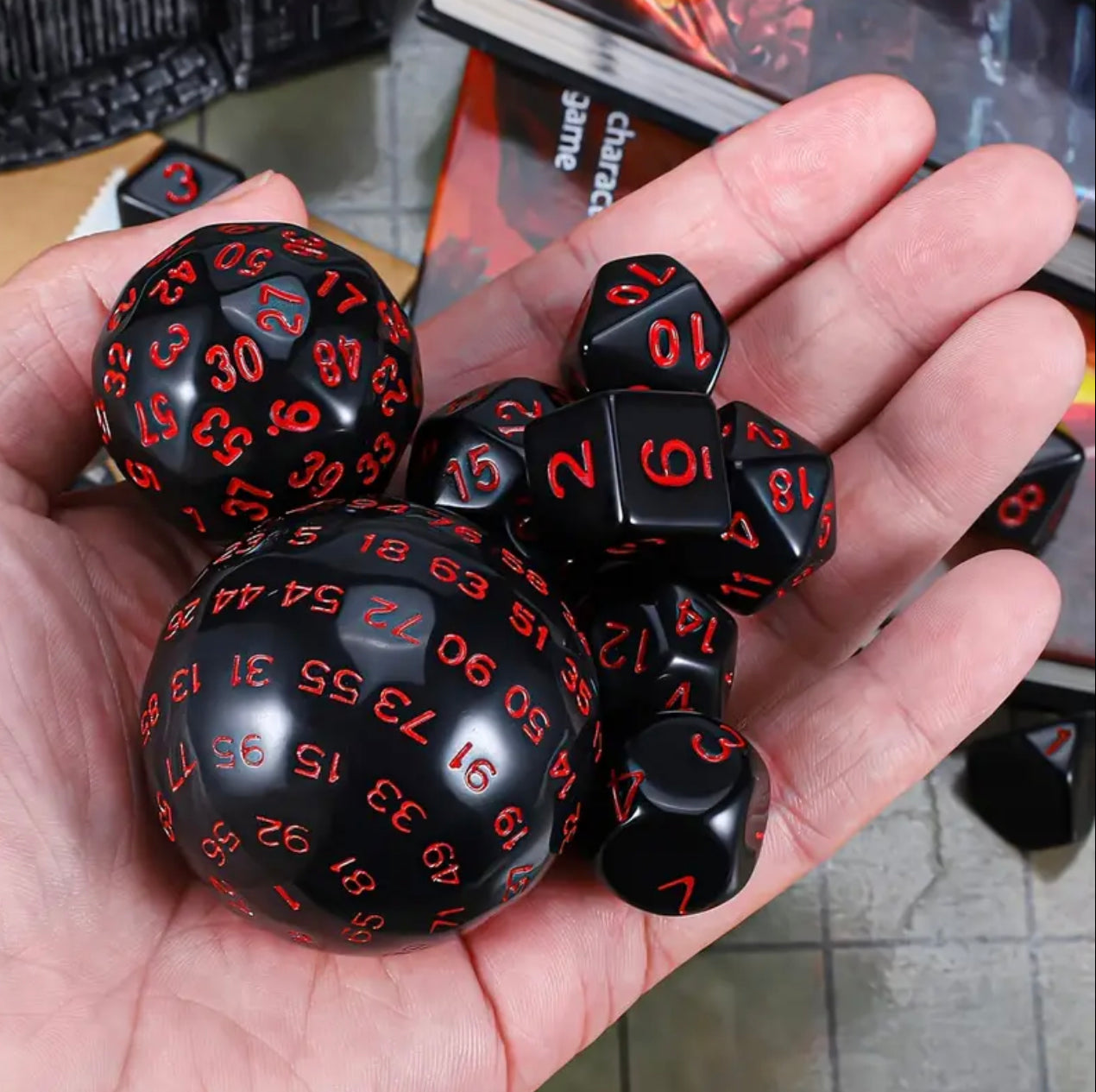 Black and Red 15pc Dice & Pouch Set