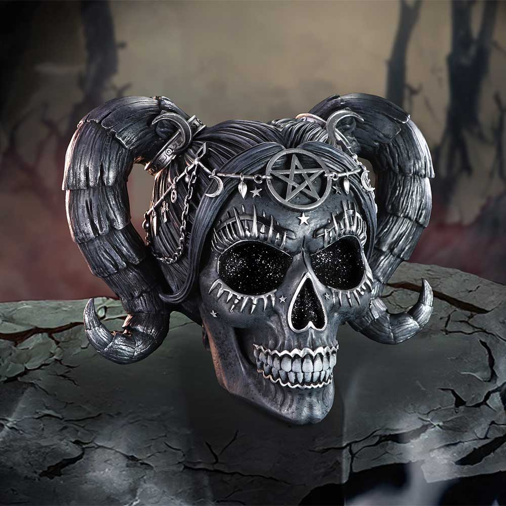 Drop Dead Gorgeous - Solve & Coagula Skull 20.5cm