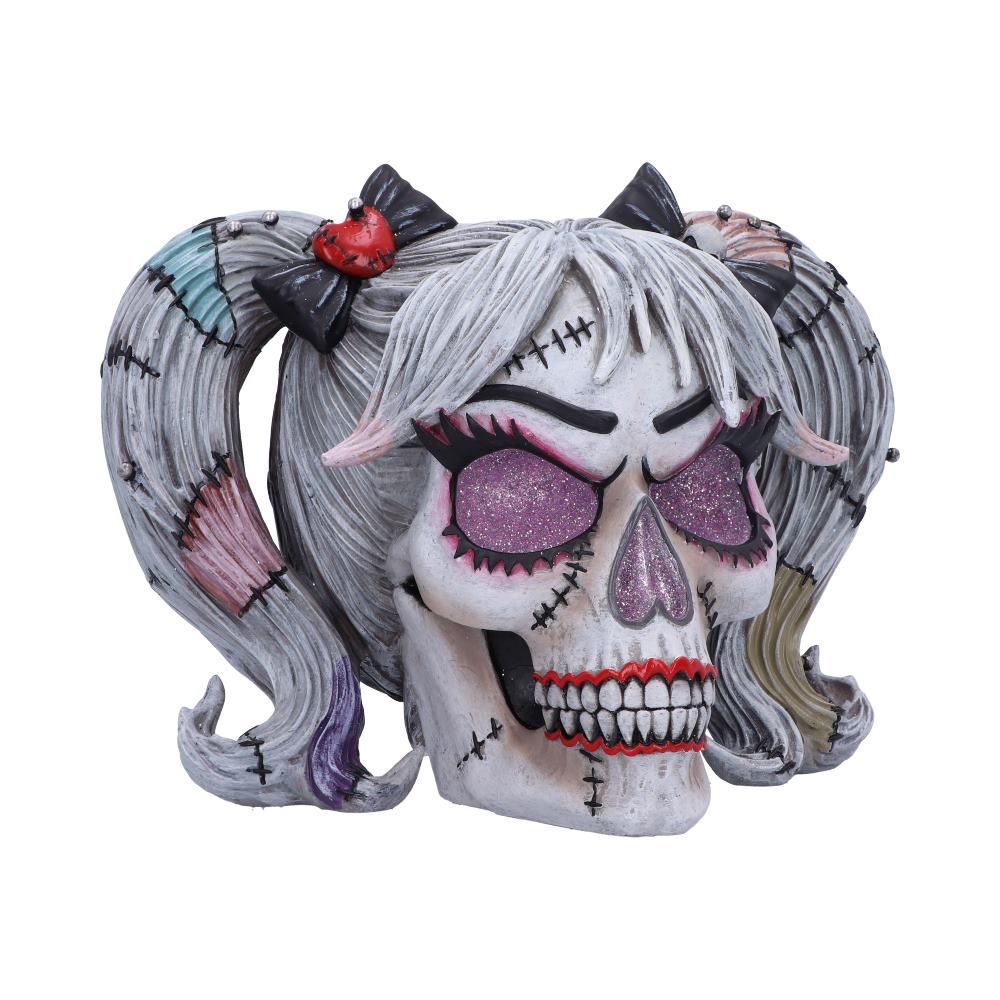 Drop Dead Gorgeous - Pins & Needles Skull 20.5cm