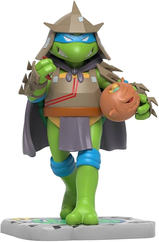 Teenage Mutant Ninja Turtles Remixx: Cowa-Boo-nga! Leonardo Vinyl Figure