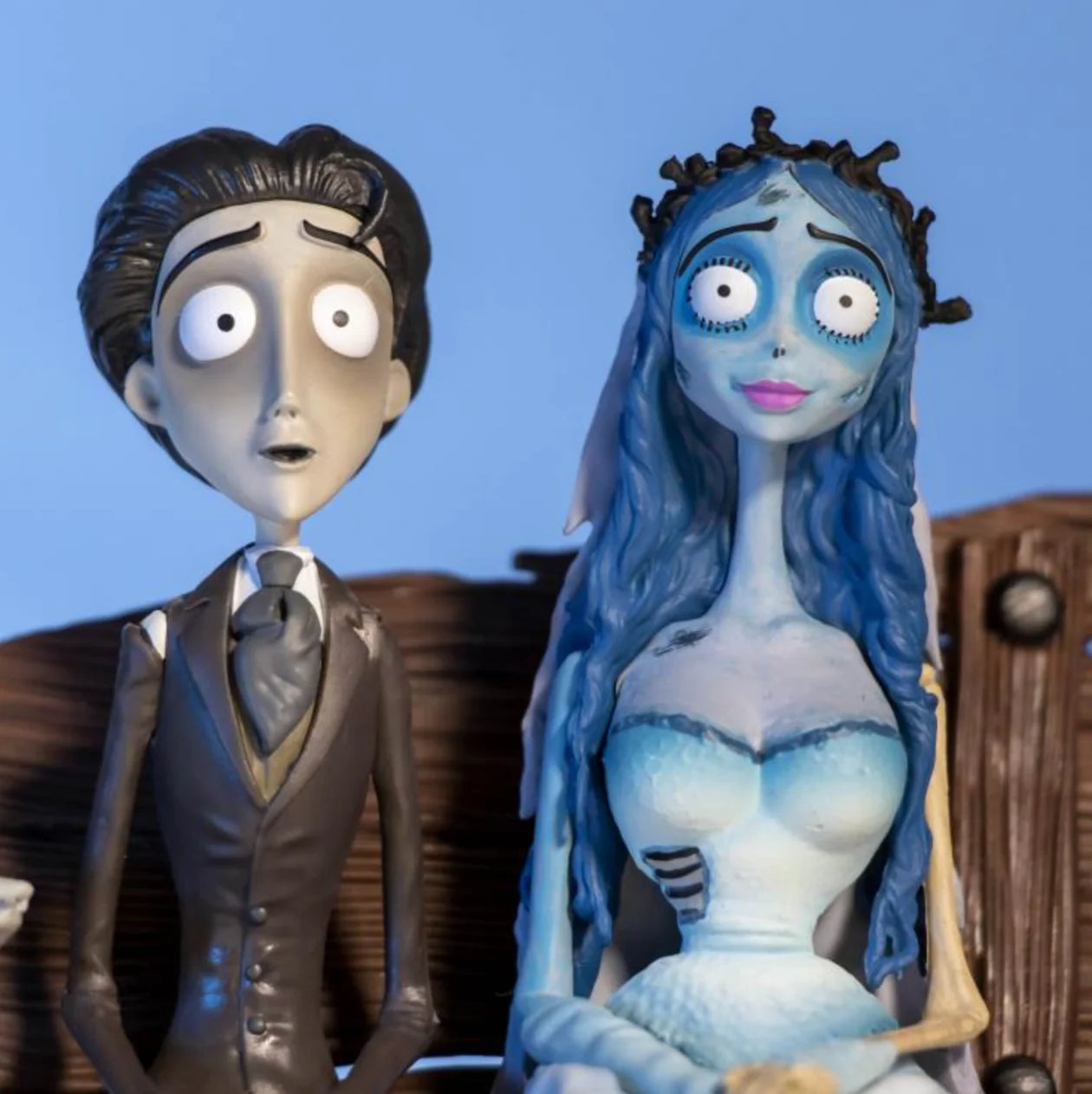 Corpse Bride Victor and Emily 25th Anniversary 1/10 Scale Figure Set