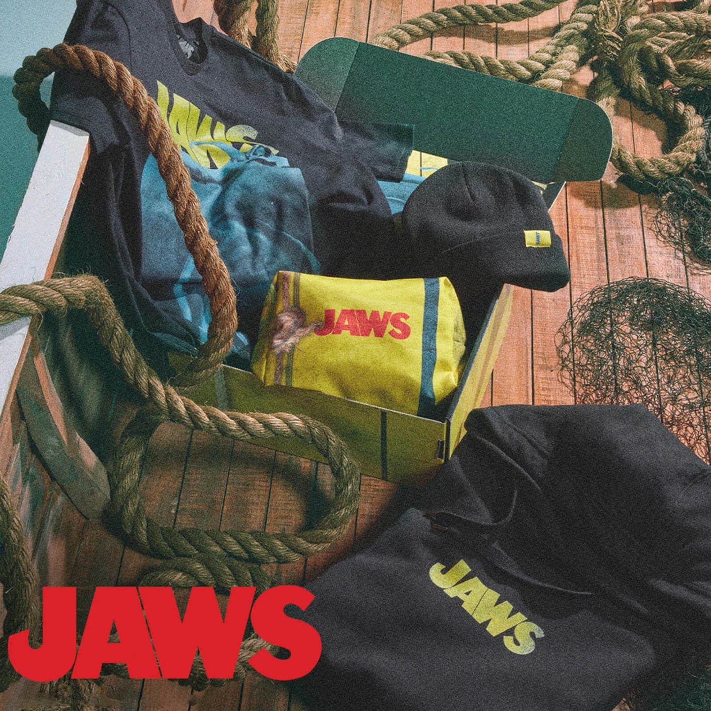 Jaws Black Poster T-Shirt