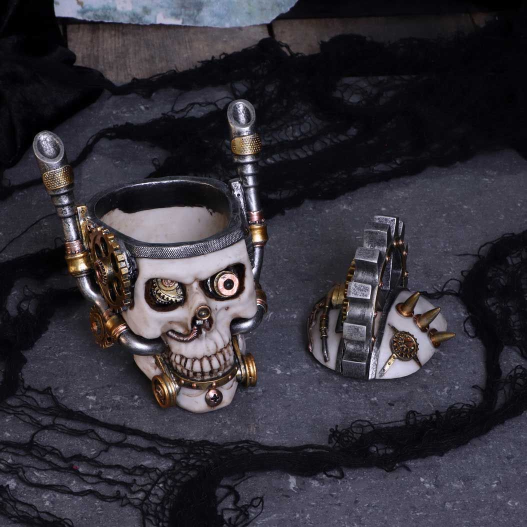 Metal Head 15.5cm Skull Box