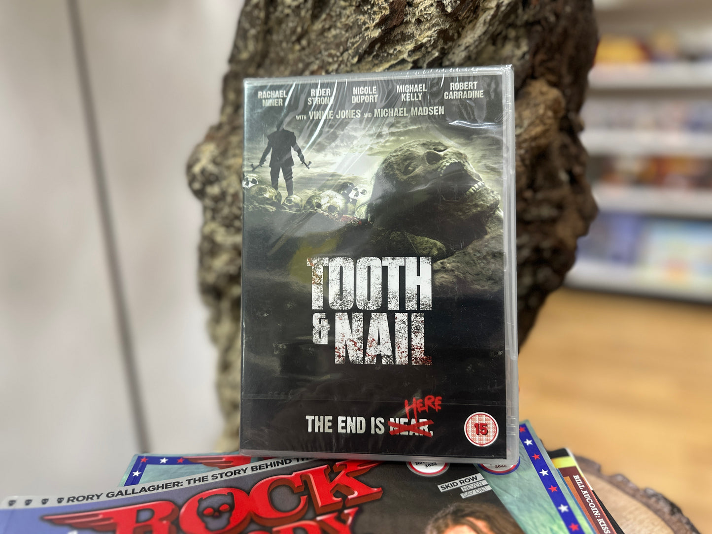 Tooth & Nail DVD