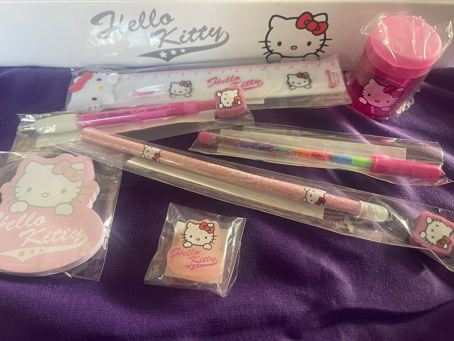 Hello Kitty Stationery 7-Piece Set