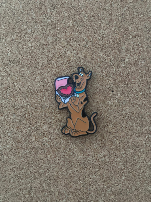 Scooby Doo With Heart Cake Pin Badge
