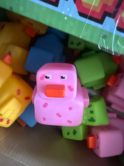 Pixel Duck 10cm