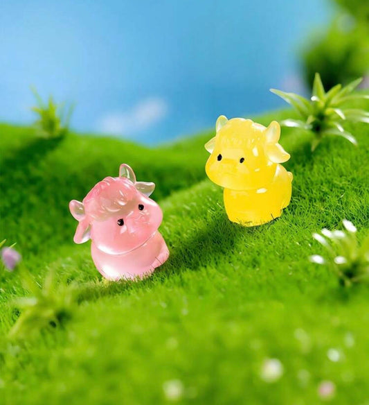 Highland Cow Luminous Miniature Figure