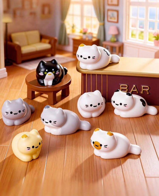 Loaf Cat Small Figure