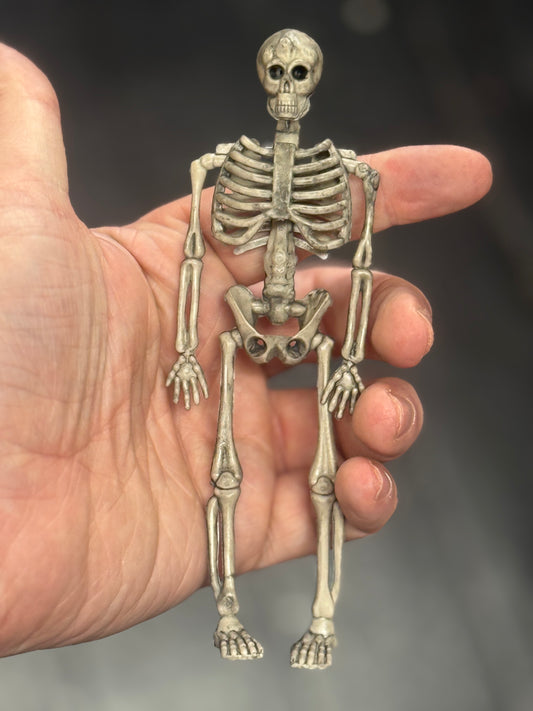 Spooky Skeleton Loose Figure