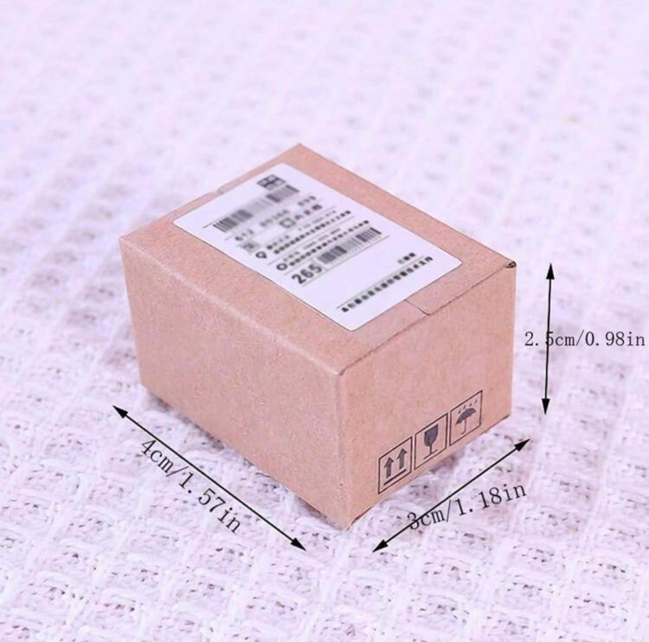 Happy Crate Mini Figure 4-Item Mystery Box