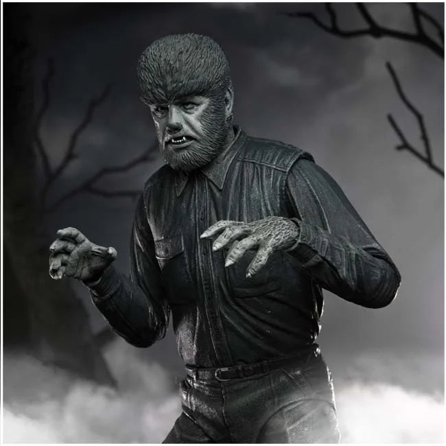 Universal Monsters The Wolf Man Black & White Ultimate Action Figure