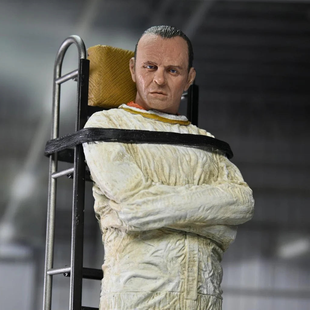 The Silence of the Lambs Dr. Hannibal Lecter Ultimate Figure