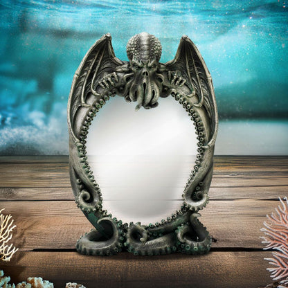 Cthulhu’s Reflection