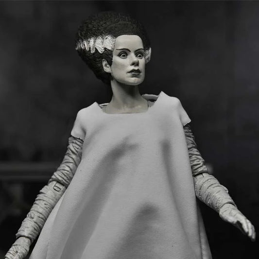 Universal Monsters Bride of Frankenstein Black & White Ultimate Figure
