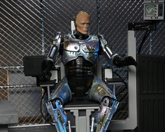 Robocop Battle Damaged Robocop with Chair Ultimate Figure Set