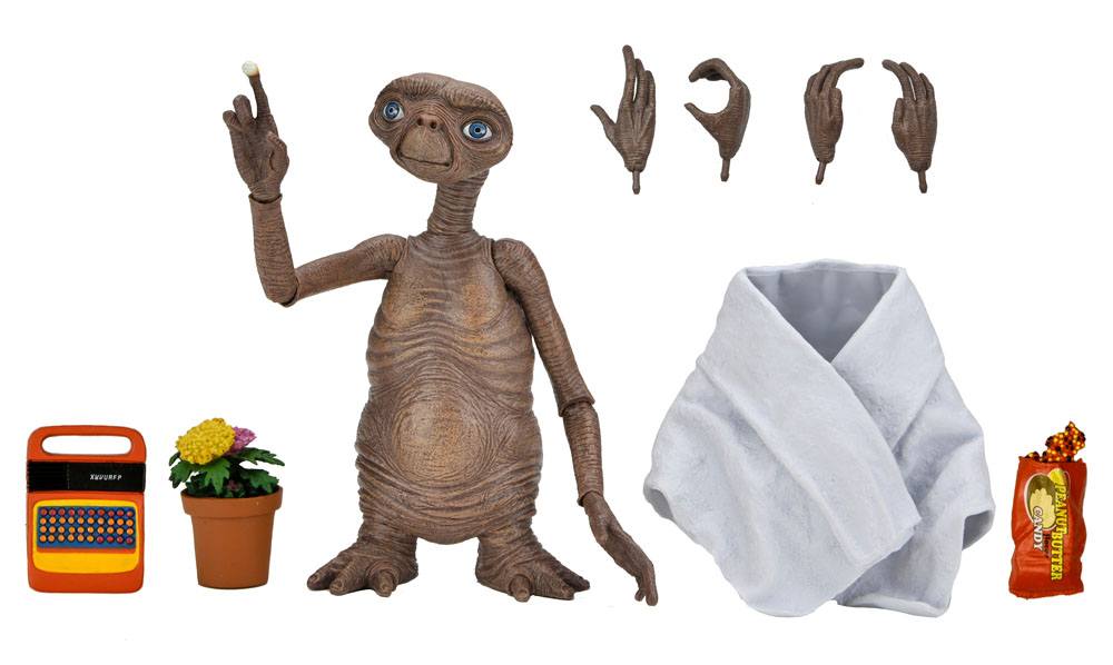 E.T. The Extra-Terrestrial Ultimate Figure